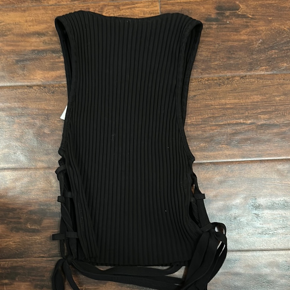 Black Ribbed Sleeveless Top
